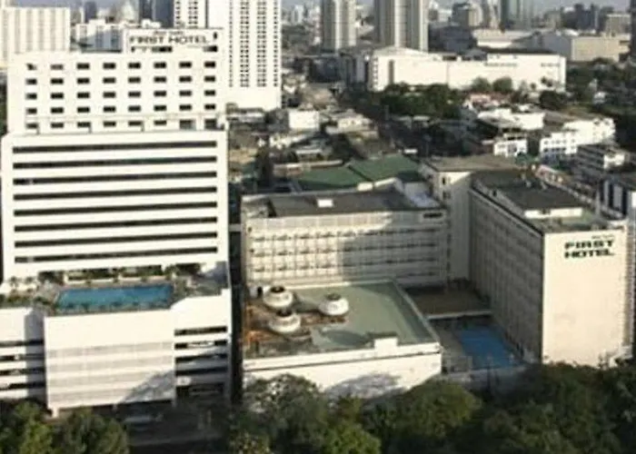 First 曼谷
